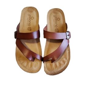 Yokono size 8 sandals